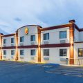 Super 8 by Wyndham Douglas