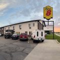 Super 8 by Wyndham Fargo/I-29/West Acres Mall