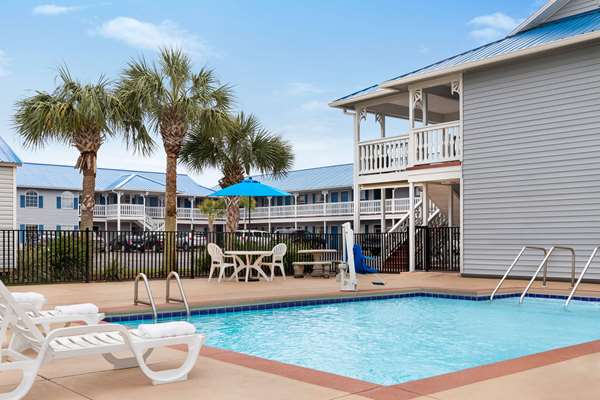 Super 8 by Wyndham Foley in Foley, Alabama, United States