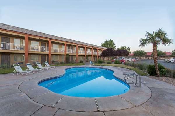 Super 8 by Wyndham Hurricane Zion National Park in Hurricane, Utah, United States