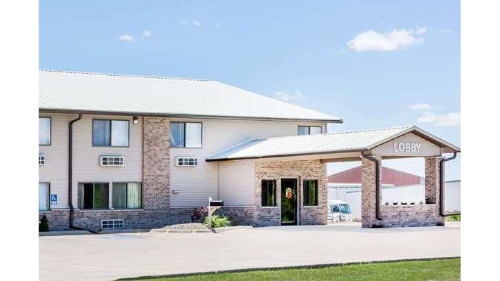 Super 8 by Wyndham Jefferson in Jefferson, Iowa, United States