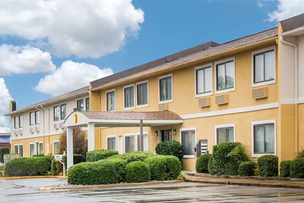 Super 8 by Wyndham Jonesboro in Jonesboro, Arkansas, United States
