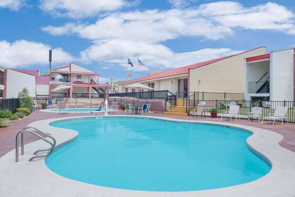 Super 8 by Wyndham Kerrville TX in Kerrville, Texas, United States