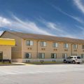 Super 8 by Wyndham Macomb