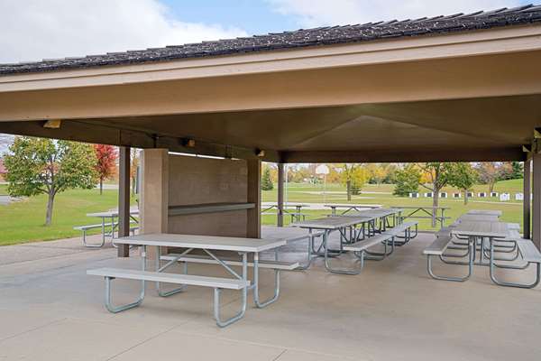 Super 8 by Wyndham Marshall MN in Marshall, Minnesota, United States