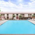 Super 8 by Wyndham Oxford