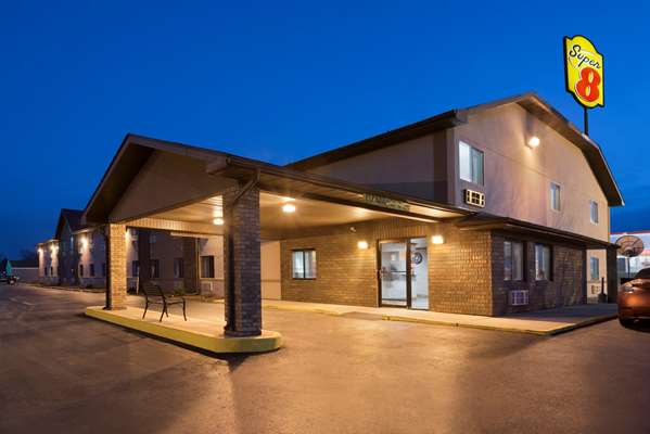 Super 8 by Wyndham Rantoul in Rantoul, Illinois, United States