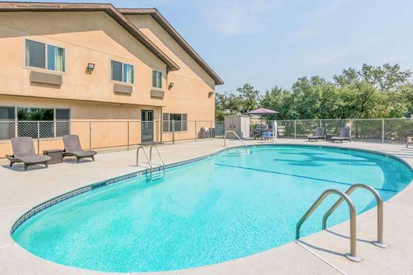 Super 8 by Wyndham Redding in Redding, California, United States