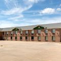 Super 8 by Wyndham Salina I-70