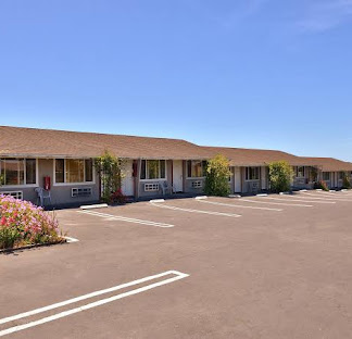 Surf Motel and Gardens in Fort Bragg, California, United States