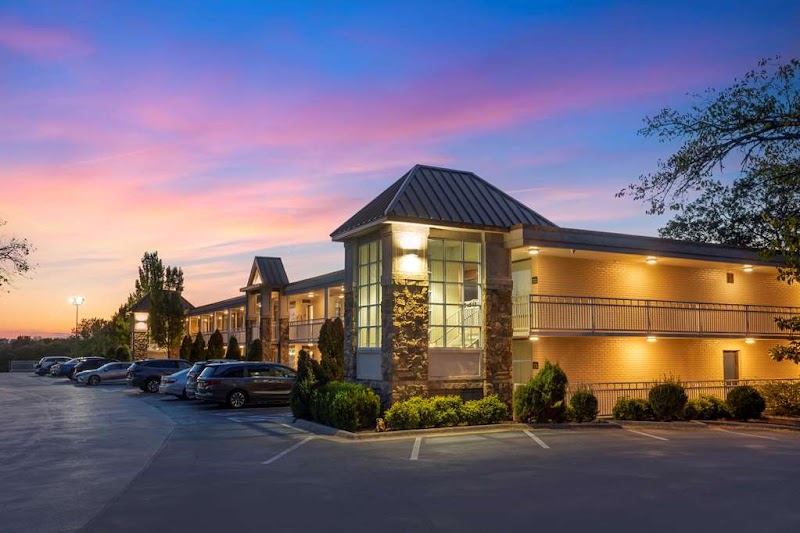 The Inn at the Ozarks in Berryville, Arkansas, United States