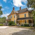 The Laurel Oak Inn