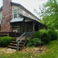 The Olde Squat Inn