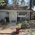 The Pines Motel and Cottages