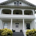 The Quimper Inn