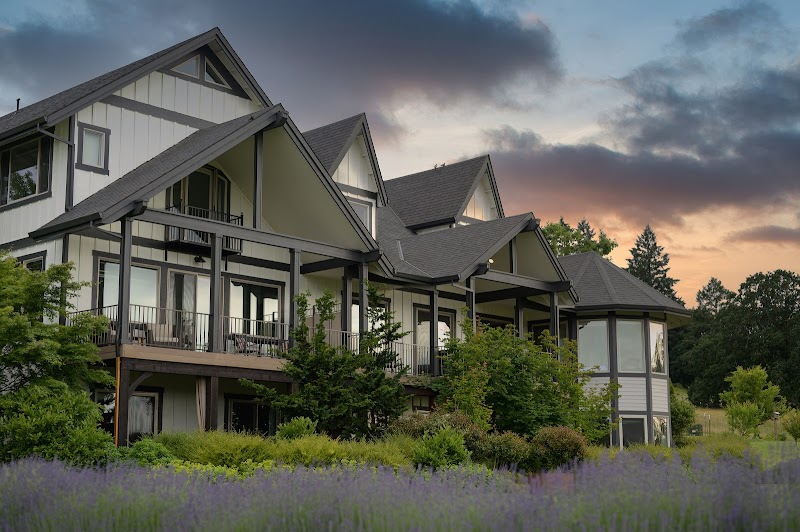 The Setting Inn Willamette Valley in Newberg, Oregon, United States