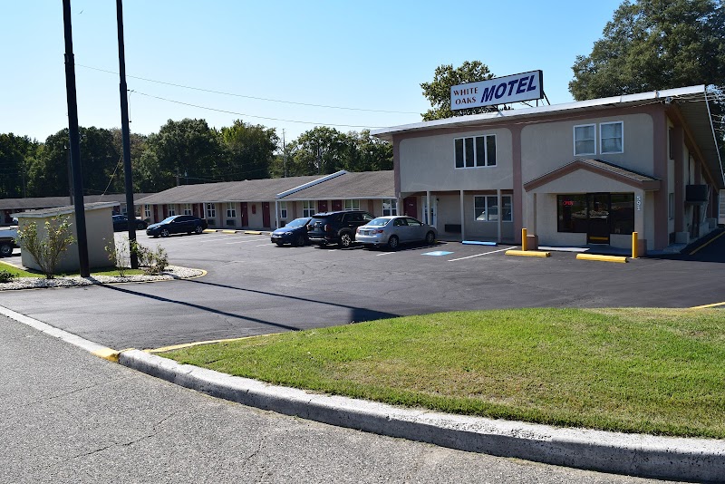 The White Oaks Motel in Salem, New Jersey, United States
