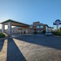 Toppenish Inn and Suites