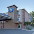 TownHouse Extended Stay Hotel Downtown