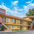 Travelodge by Wyndham Burbank-Glendale