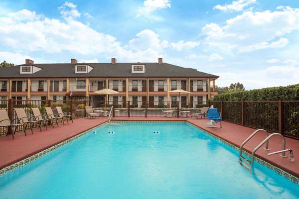 Travelodge by Wyndham Commerce GA in Commerce, Georgia, United States