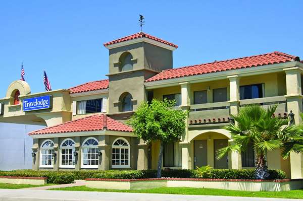 Travelodge by Wyndham Costa Mesa Newport Beach Hacienda in Costa Mesa, California, United States