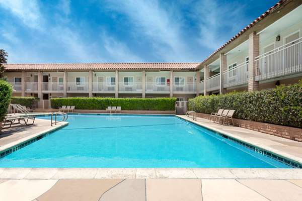 Travelodge by Wyndham Orange County Airport/ Costa Mesa in Costa Mesa, California, United States