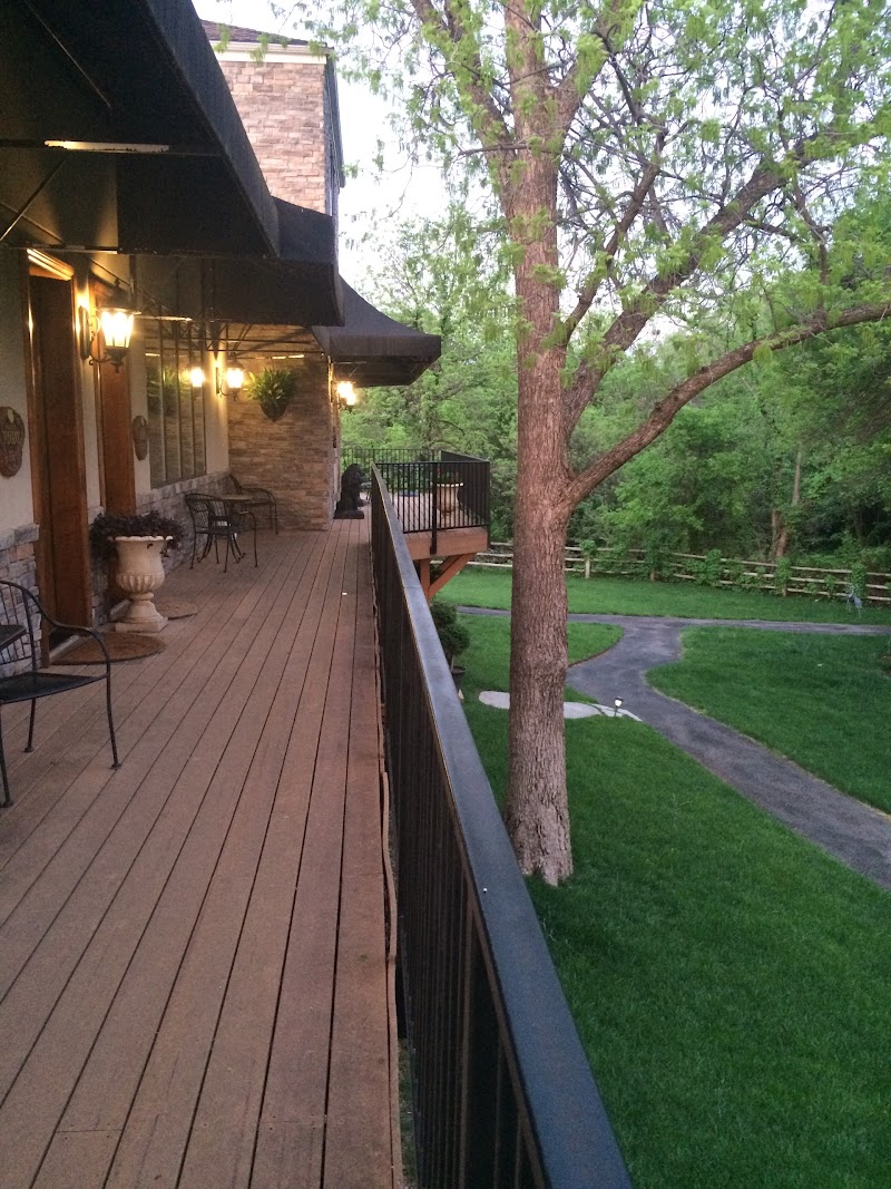 Two Hearts Inn in Edmond, Oklahoma, United States