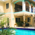 Villa Aqualina