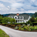 Whitestone Inn