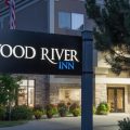 Wood River Inn & Suites