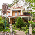 1890 Williams House Inn