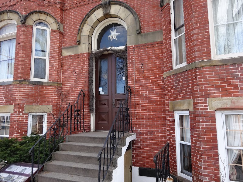 A Tanner's Home Inn in Saint John, Canada