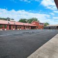 AAt 28 Goldsmith Motel