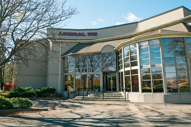 Admiral Inn Hamilton in Hamilton, Canada