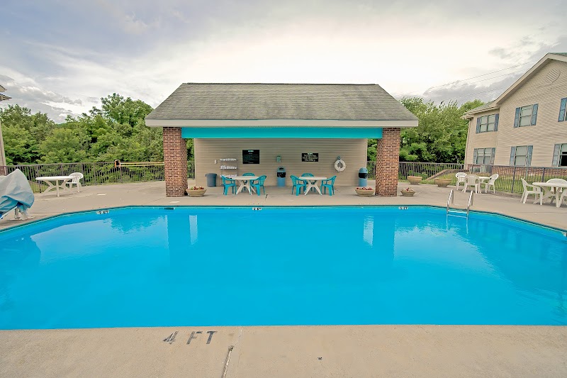 All Season Suites in Sevierville, Tennessee, United States