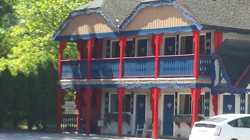 Alpine Inn & Suites in Nelson, Canada