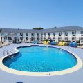 Ambassador Inn & Suites