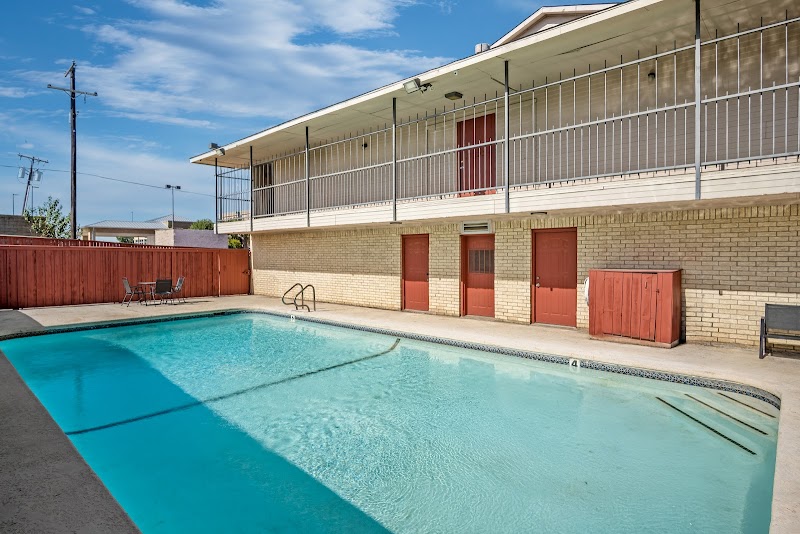 Americas Best Value Inn Midlothian Cedar Hill in Waxahachie, Texas, United States