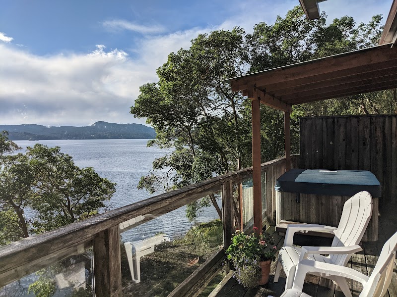 Arbutus Cove Guesthouse in Sooke, Canada