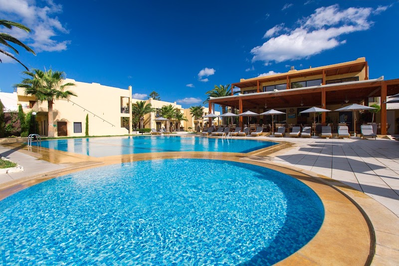 Atlantis Beach Hotel in Rethymno, Greece