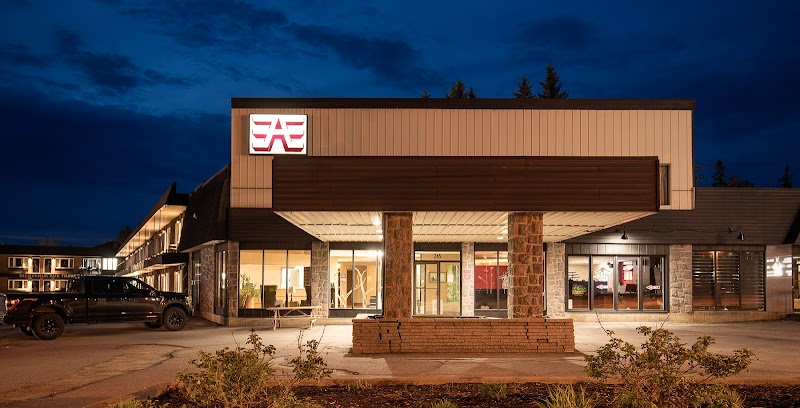 Auberge L'Étape in Mont-Laurier, Canada