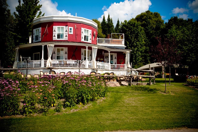 Auberge La Tour du Lac in Laurentides, Canada
