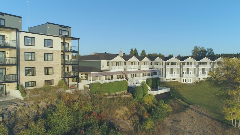 Auberge des Îles in Alma, Canada