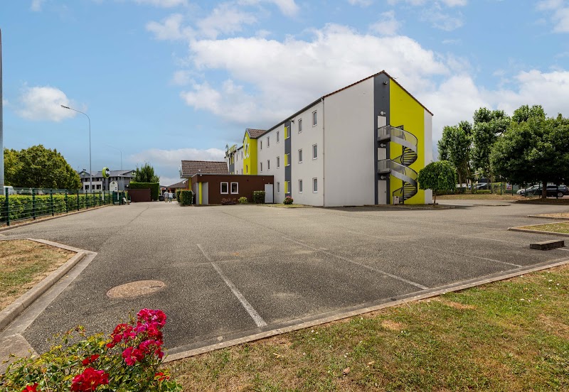 B&B Hotel Chartres Le Coudray in Chartres, France