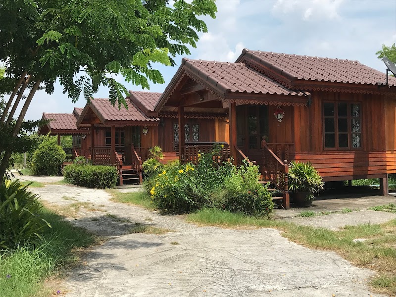 Baan Bangwua Resort in Ban Bueng, Thailand