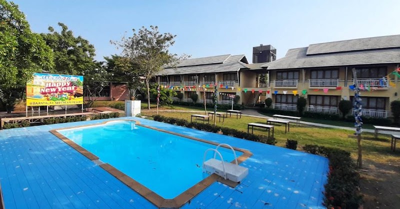 Baan Talay See Cream Resort in Samut Songkhram, Thailand