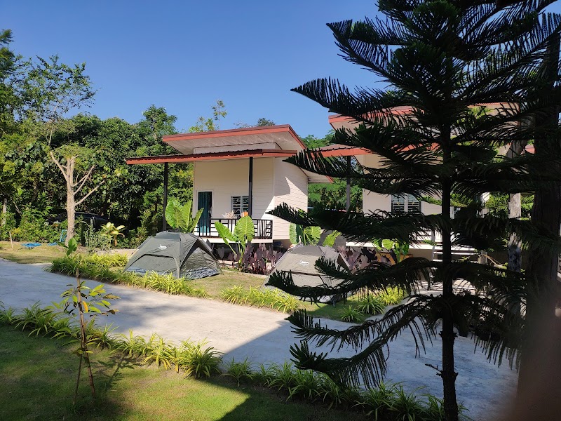 Baan Tonsomboon Homestay in Ban Bueng, Thailand