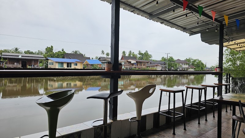 Baansuwan Homestay in Samut Songkhram, Thailand