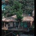Ban Rimlay Pak Phra